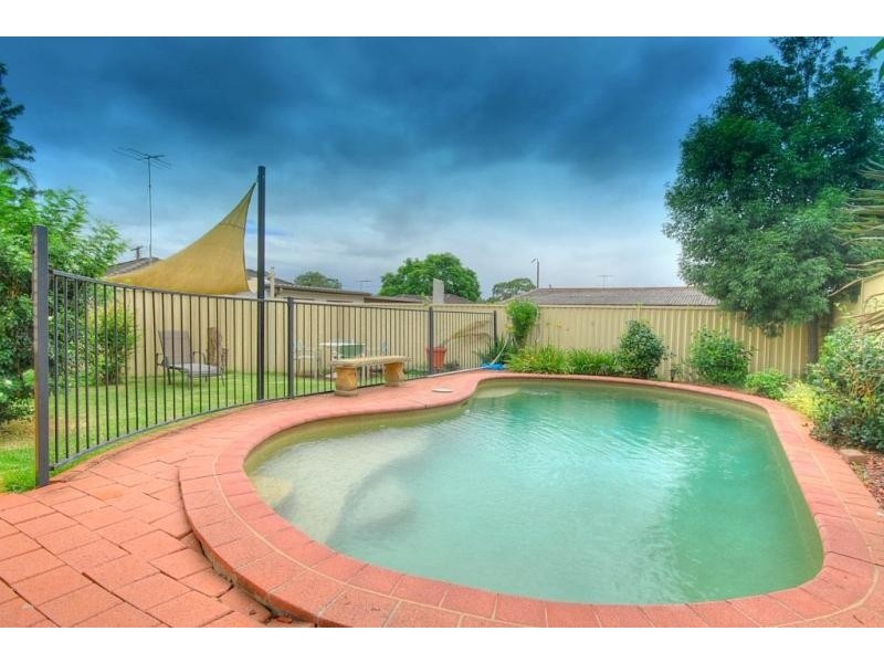 3 Maple Place, Constitution Hill NSW 2145