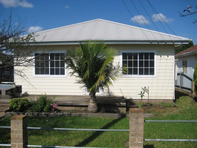 8 Turvey Road, Blacktown NSW 2148