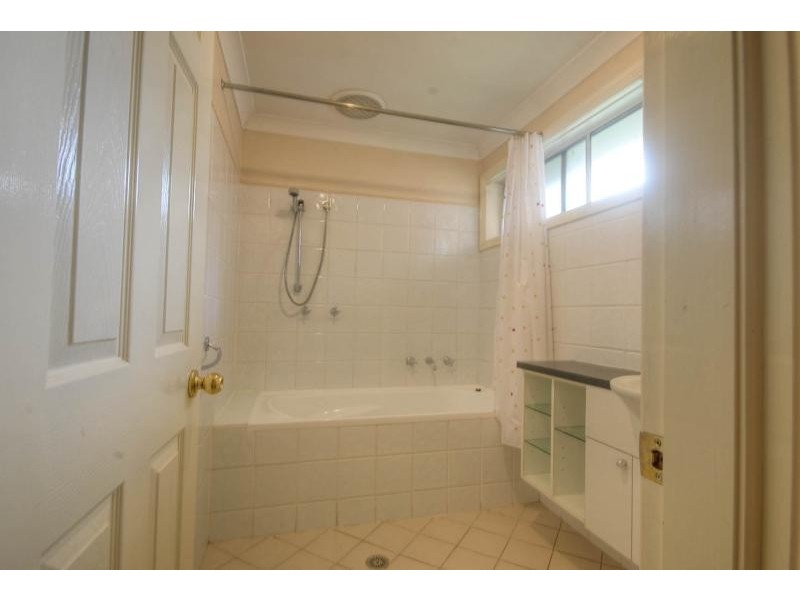 3 The Crescent, Toongabbie NSW 2146