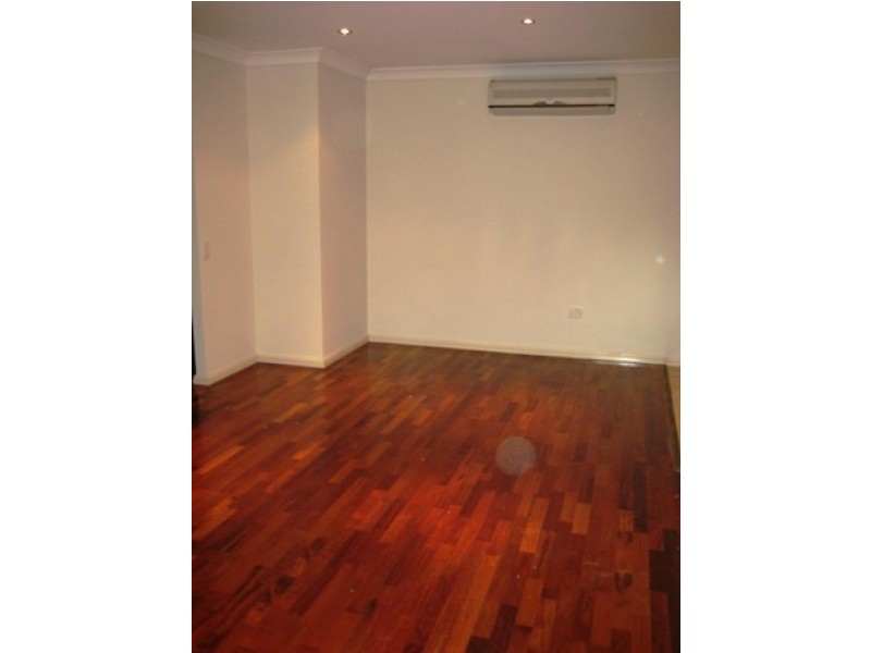 3/381 Wentworth Avenue, Toongabbie NSW 2146