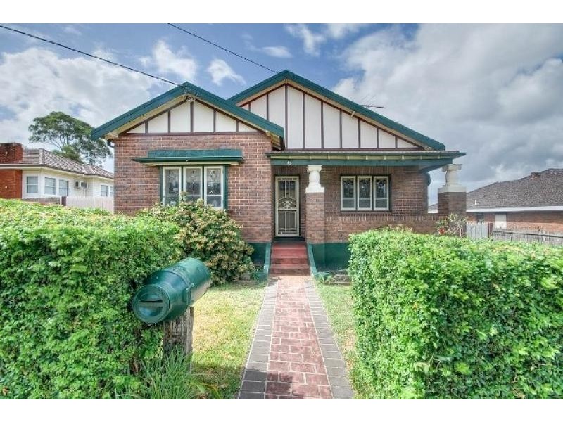 35 Cornelia Road, Toongabbie NSW 2146