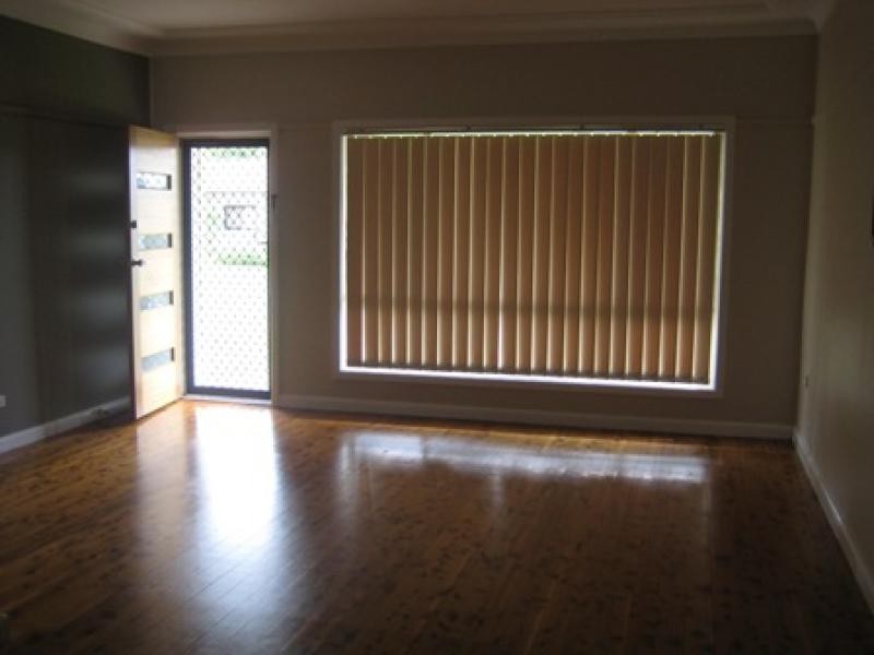 3 French Avenue, Toongabbie NSW 2146