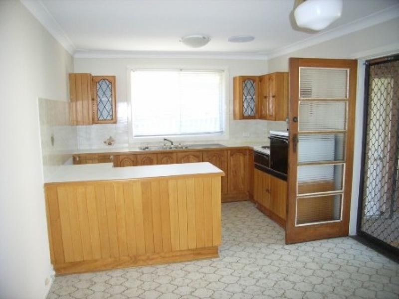 14 Mandoon Road, Girraween NSW 2145