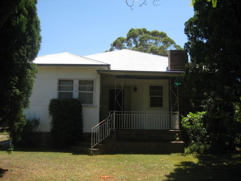 14 Carinya Road, Girraween NSW 2145