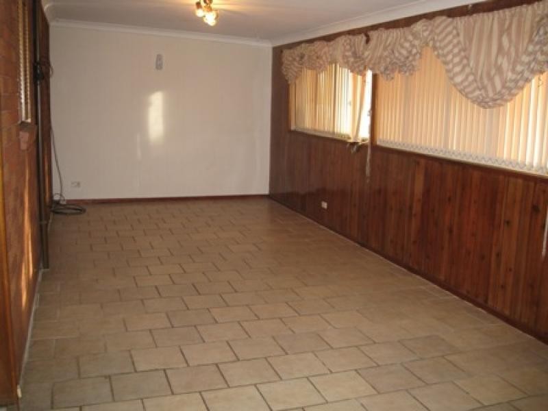 166 Binalong Road, Toongabbie NSW 2146