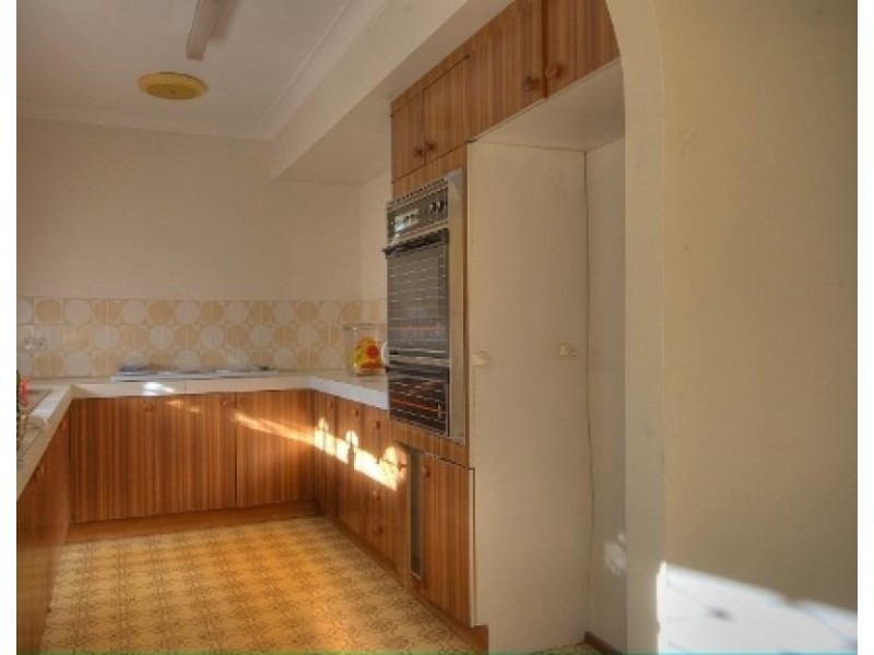 4 Chanel Street, Toongabbie NSW 2146