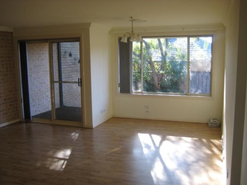 2/40 Girraween Road, Girraween NSW 2145