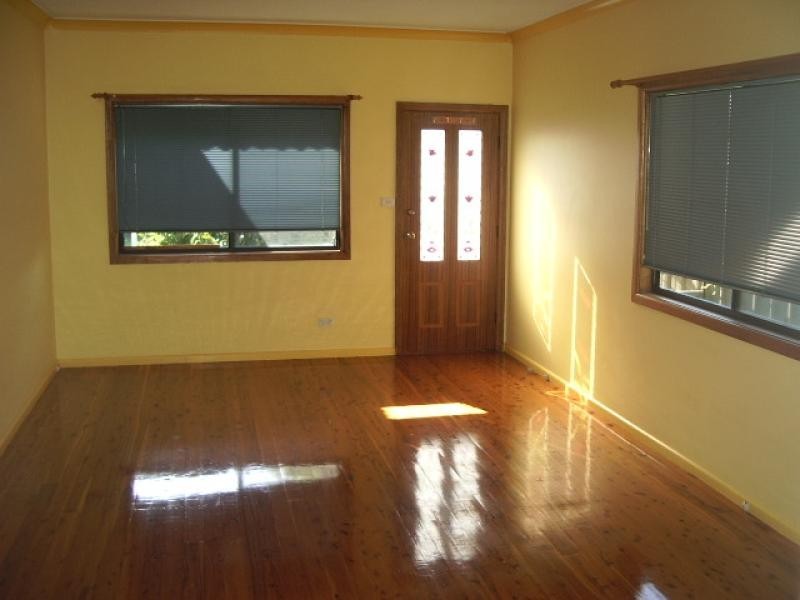 4 Harvey Place, Toongabbie NSW 2146