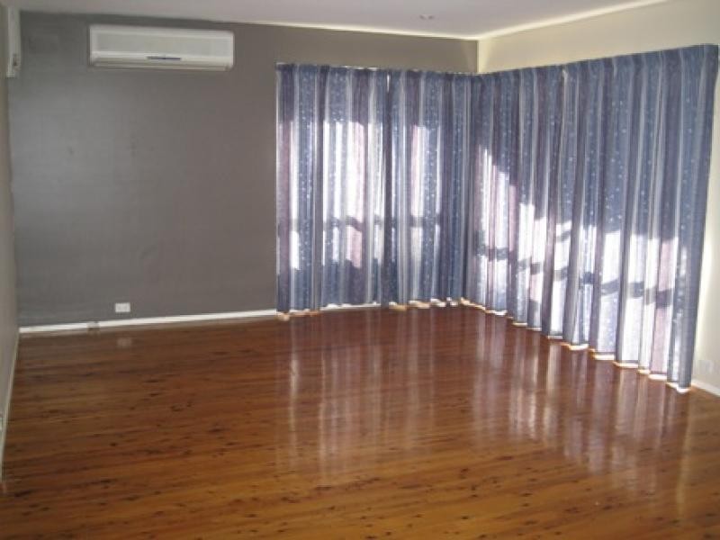 36 Hood Street, Northmead NSW 2152