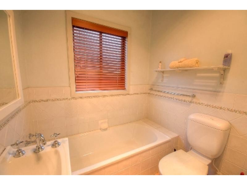 15 Kansas Place, Toongabbie NSW 2146