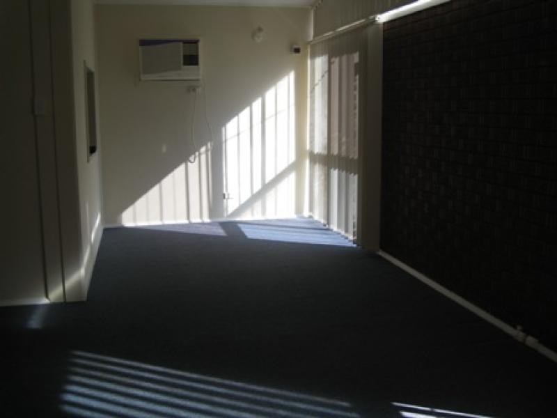 2 Dallas Place, Toongabbie NSW 2146