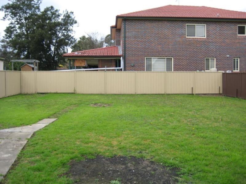 43 Ballandella Road, Toongabbie NSW 2146