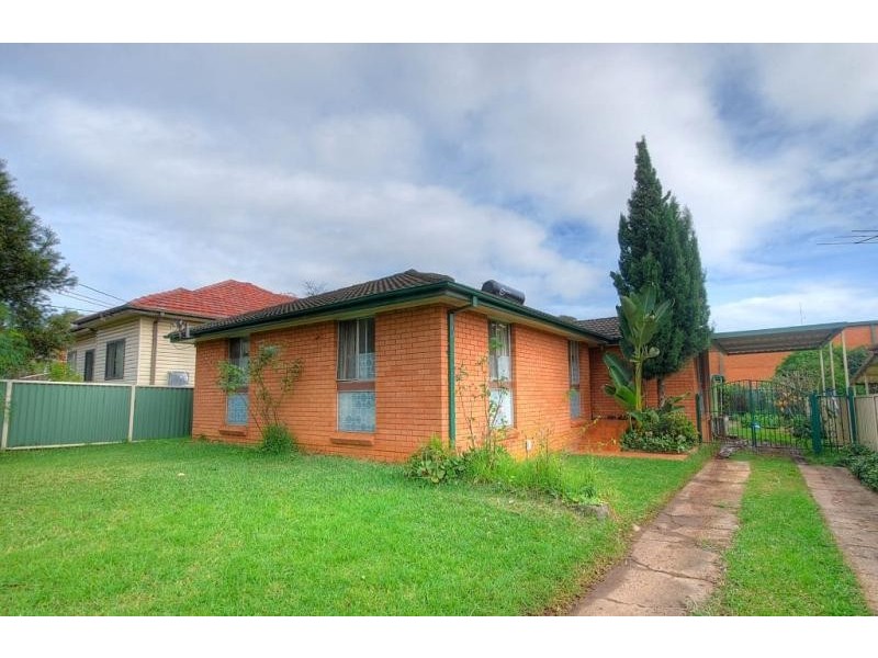 218 Girraween Road, Girraween NSW 2145