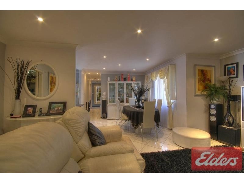 2/535 Wentworth Avenue, Toongabbie NSW 2146