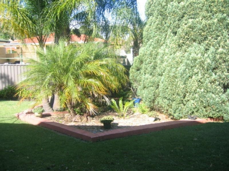 39 Chanel Street, Toongabbie NSW 2146