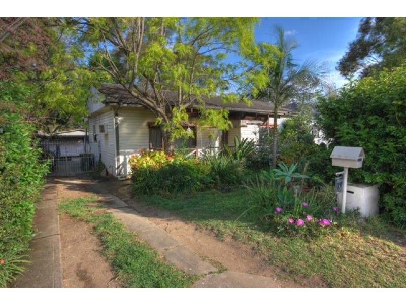 19 Warman Street, Pendle Hill NSW 2145