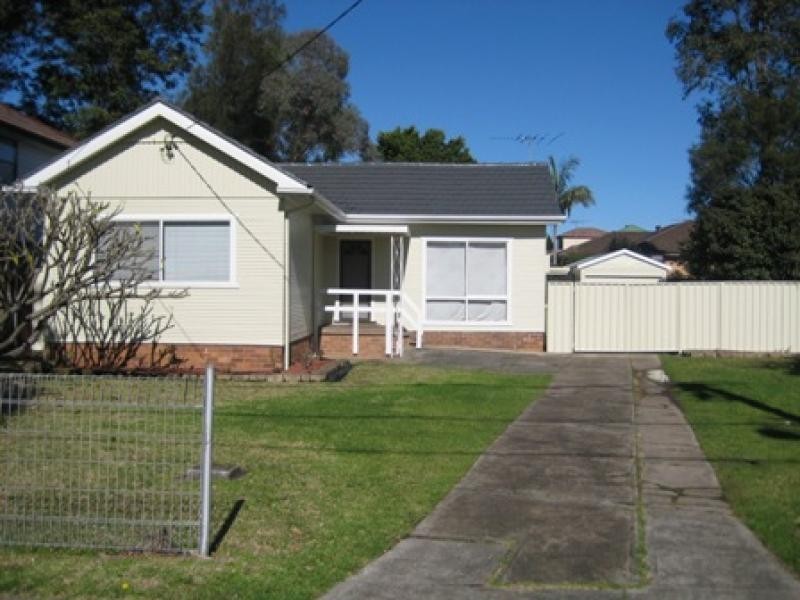 157 Fitzwilliam Road, Toongabbie NSW 2146