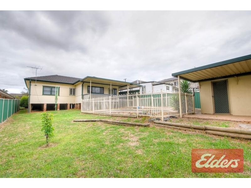 25 Merryl Avenue, Old Toongabbie NSW 2146