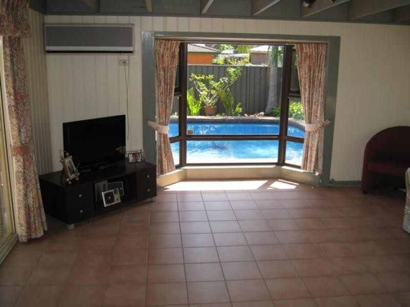 101 Mississippi Road, Seven Hills NSW 2147