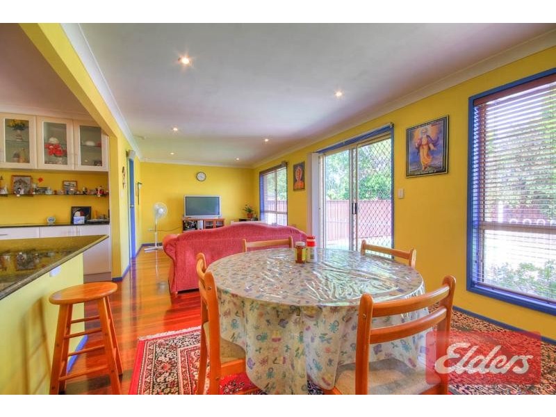 37 Greenmeadows Crescent, Toongabbie NSW 2146