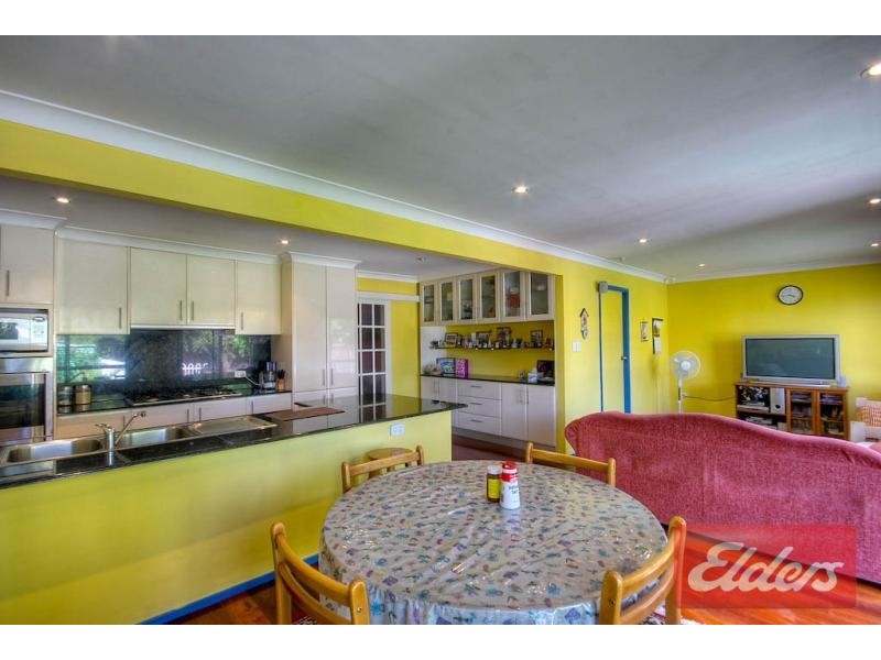 37 Greenmeadows Crescent, Toongabbie NSW 2146