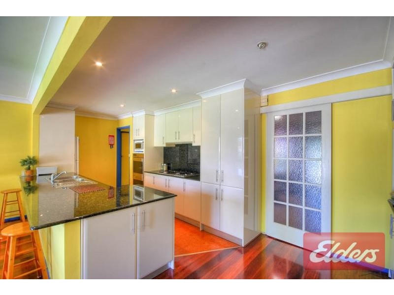 37 Greenmeadows Crescent, Toongabbie NSW 2146