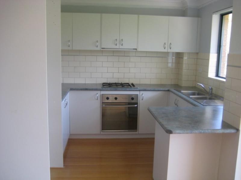 4/ 14-16 Paton Street, Merrylands NSW 2160