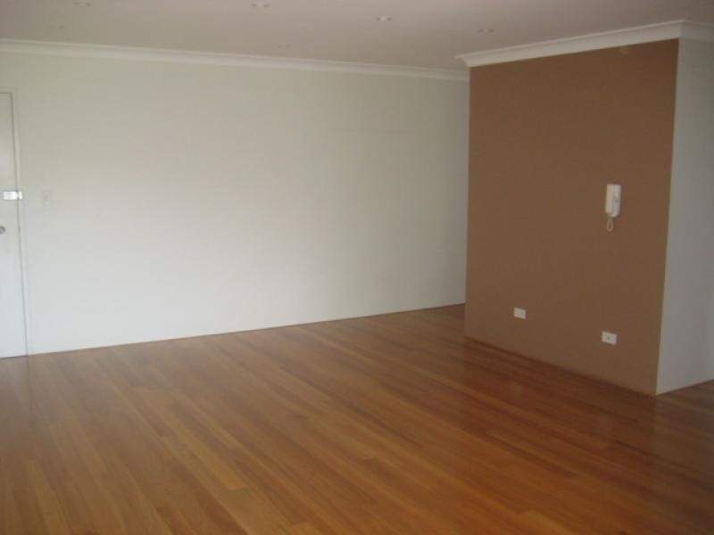 4/ 14-16 Paton Street, Merrylands NSW 2160