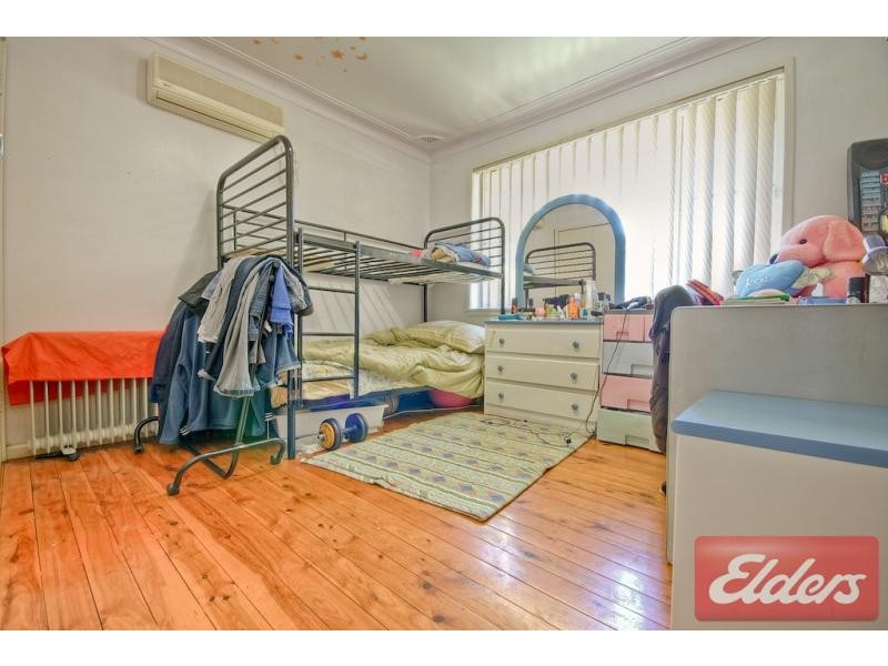 4 Lamonerie Street, Toongabbie NSW 2146