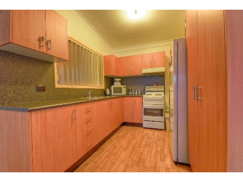 3 French Avenue, Toongabbie NSW 2146