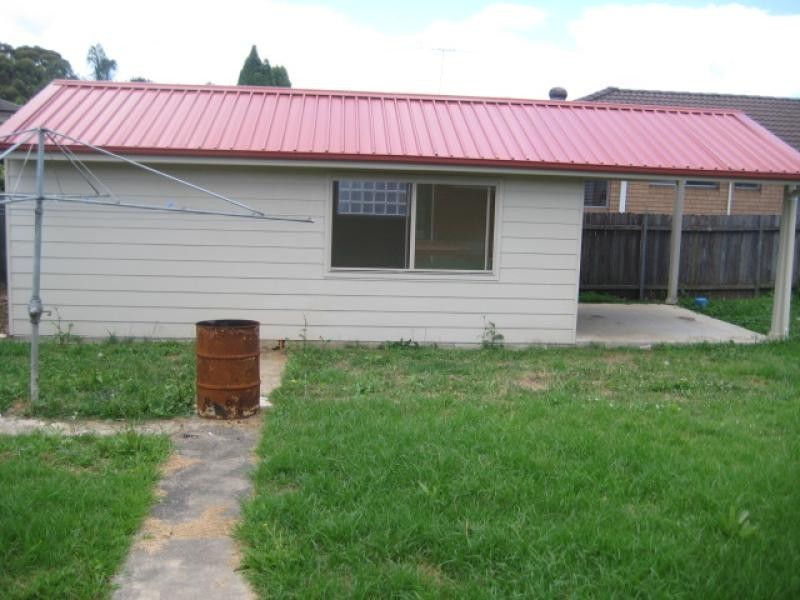 11 Ancona Avenue, Toongabbie NSW 2146