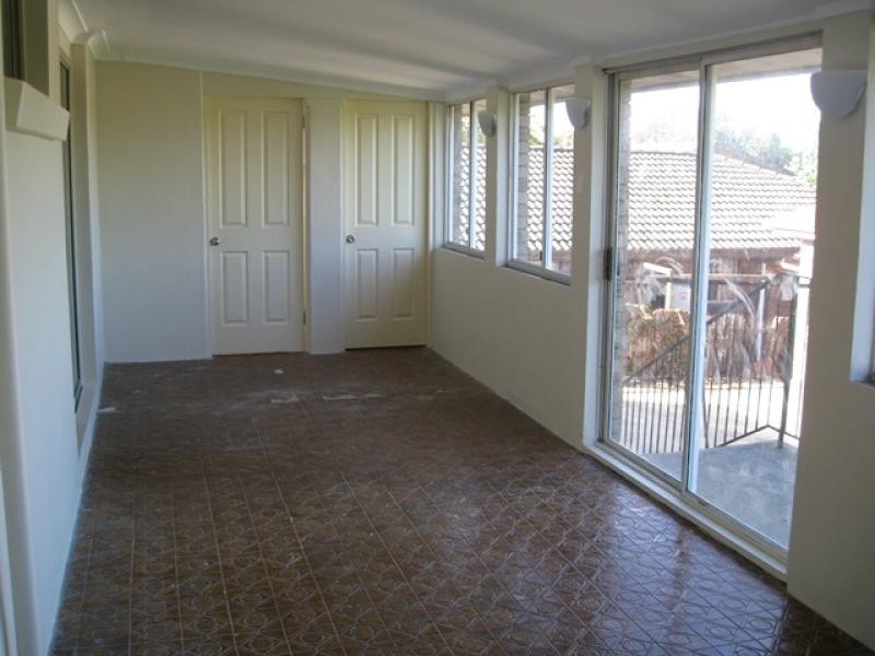 17 Valparaiso Avenue, Toongabbie NSW 2146