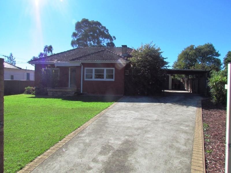 21 Tungarra Road, Girraween NSW 2145