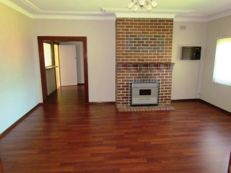 21 Tungarra Road, Girraween NSW 2145