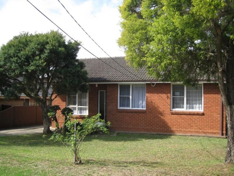 79 Damien Avenue, Wentworthville NSW 2145