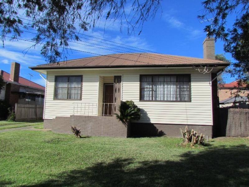 12 Eighth Avenue, Seven Hills NSW 2147