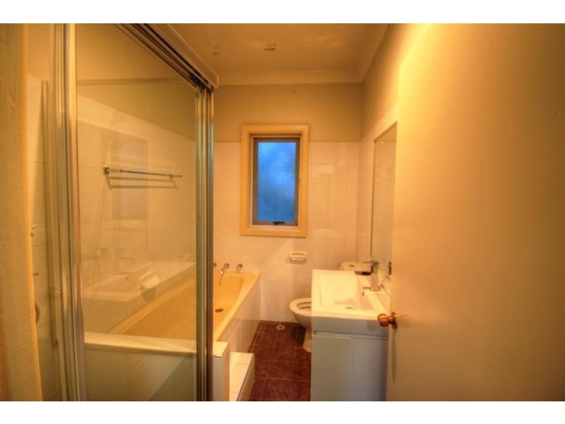 40 Lamonerie Street, Toongabbie NSW 2146