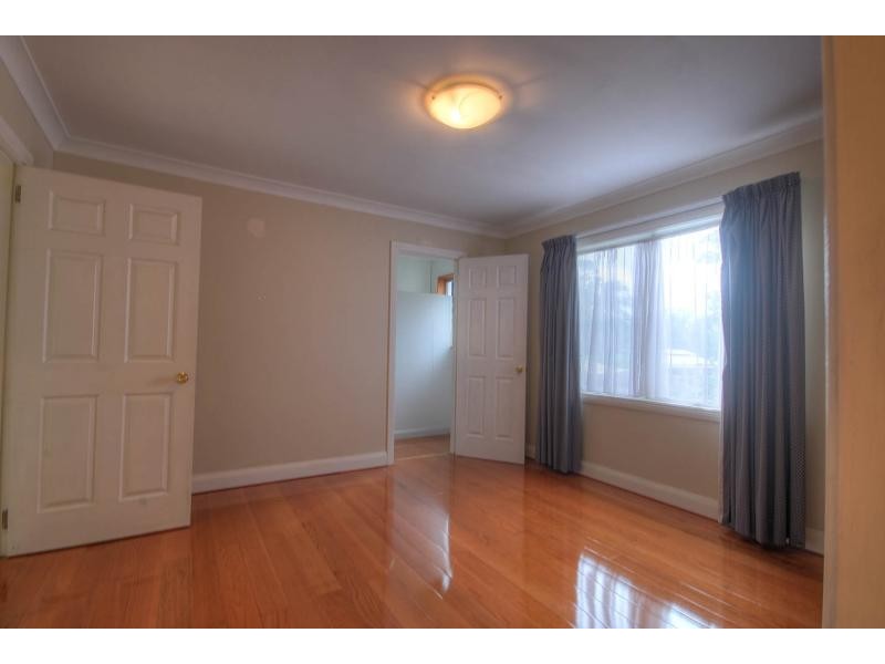 3 The Crescent, Toongabbie NSW 2146