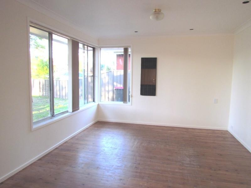 38 Tania Avenue, South Penrith NSW 2750