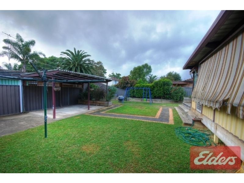 17 Fuchsia Crescent, Quakers Hill NSW 2763