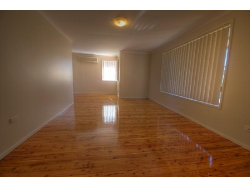 11 Graham Street, Greystanes NSW 2145