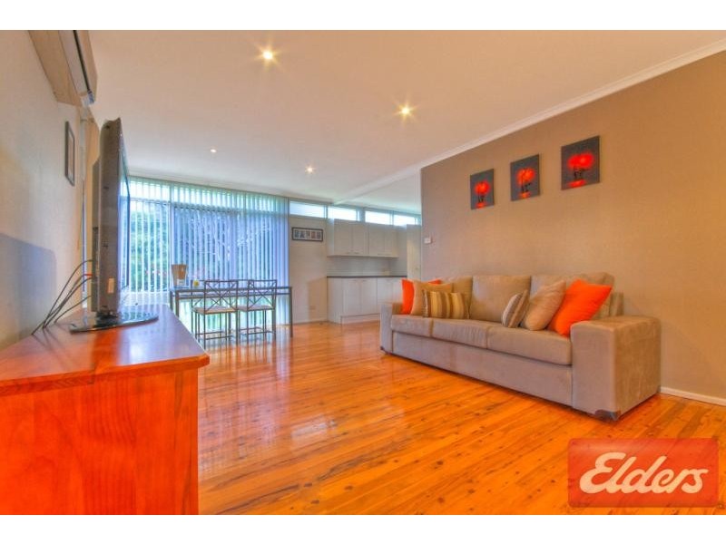 2 Hurley Street, Toongabbie NSW 2146