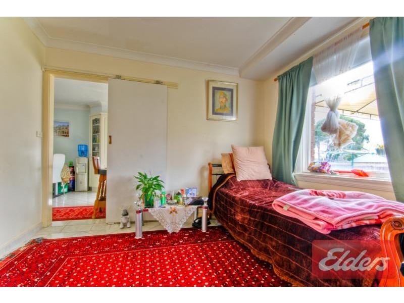 16 Andrews Avenue, Toongabbie NSW 2146