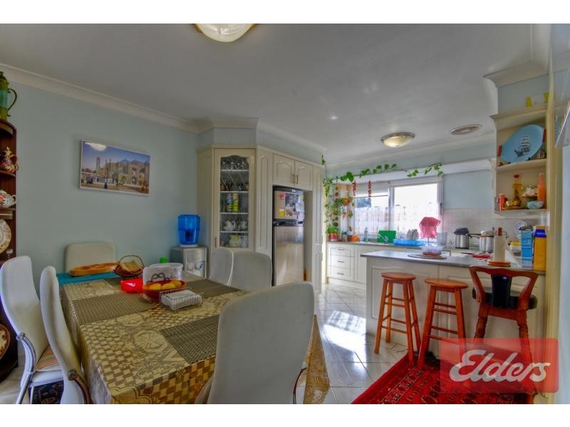 16 Andrews Avenue, Toongabbie NSW 2146