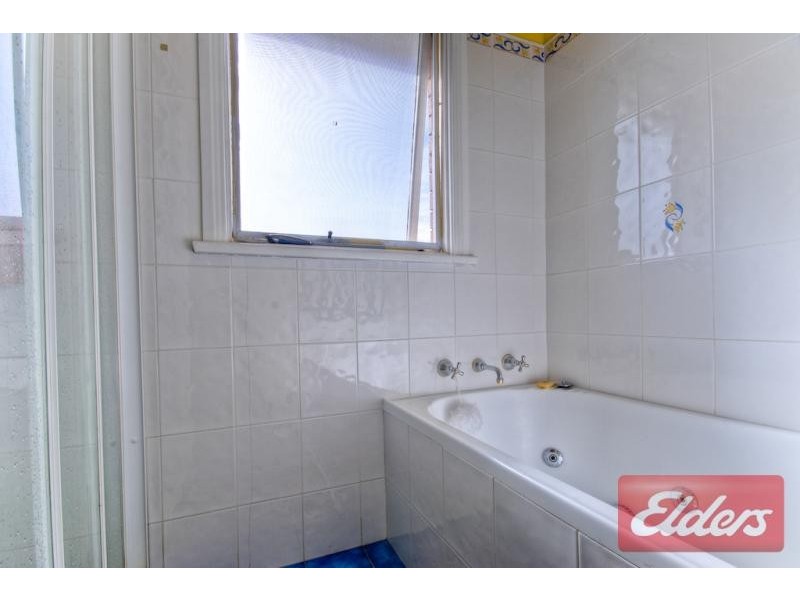 16 Andrews Avenue, Toongabbie NSW 2146