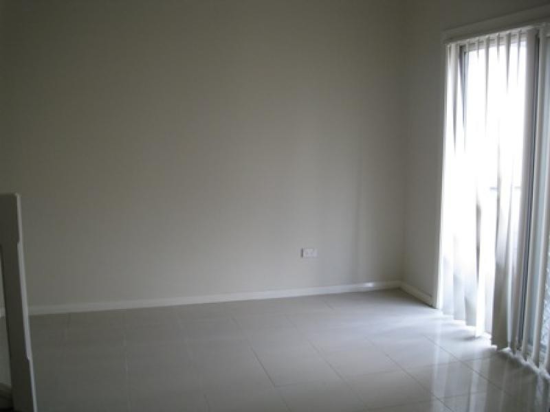 9/169 Cornelia Road, Toongabbie NSW 2146