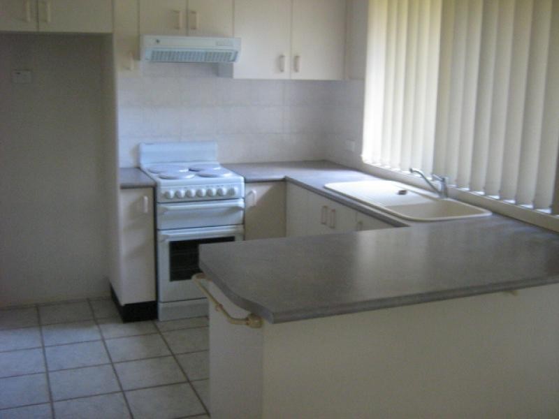 39 Bombala Street, Pendle Hill NSW 2145