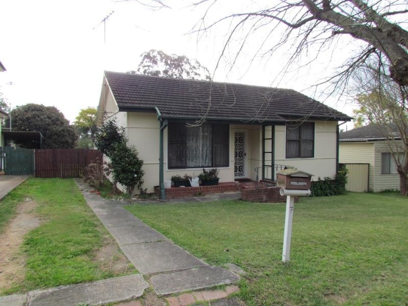 7 Duggan Place, Lalor Park NSW 2147