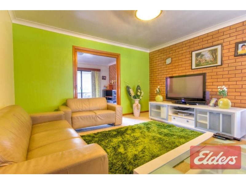 28 Cooyong Crescent, Toongabbie NSW 2146