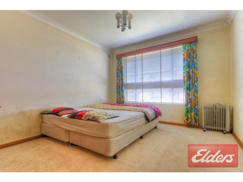 28 Cooyong Crescent, Toongabbie NSW 2146